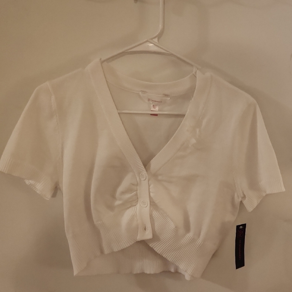 No Boundaries Classic White Button-Up Crop Top